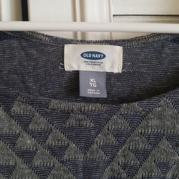 Geometric Print Tee - Picture 3 of 5